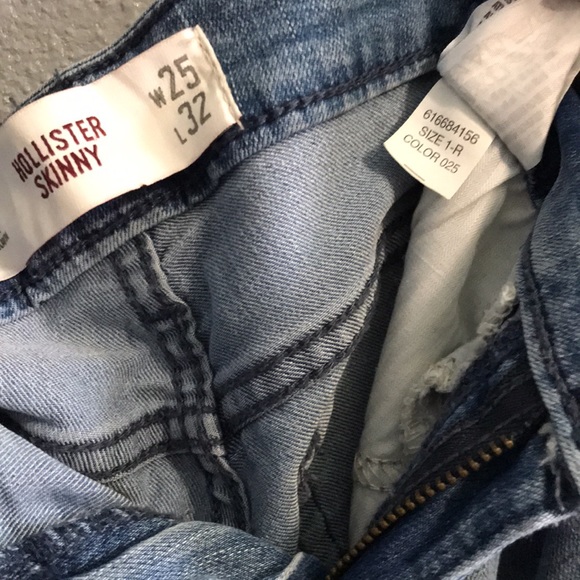 Hollister Jeans - Picture 5 of 9